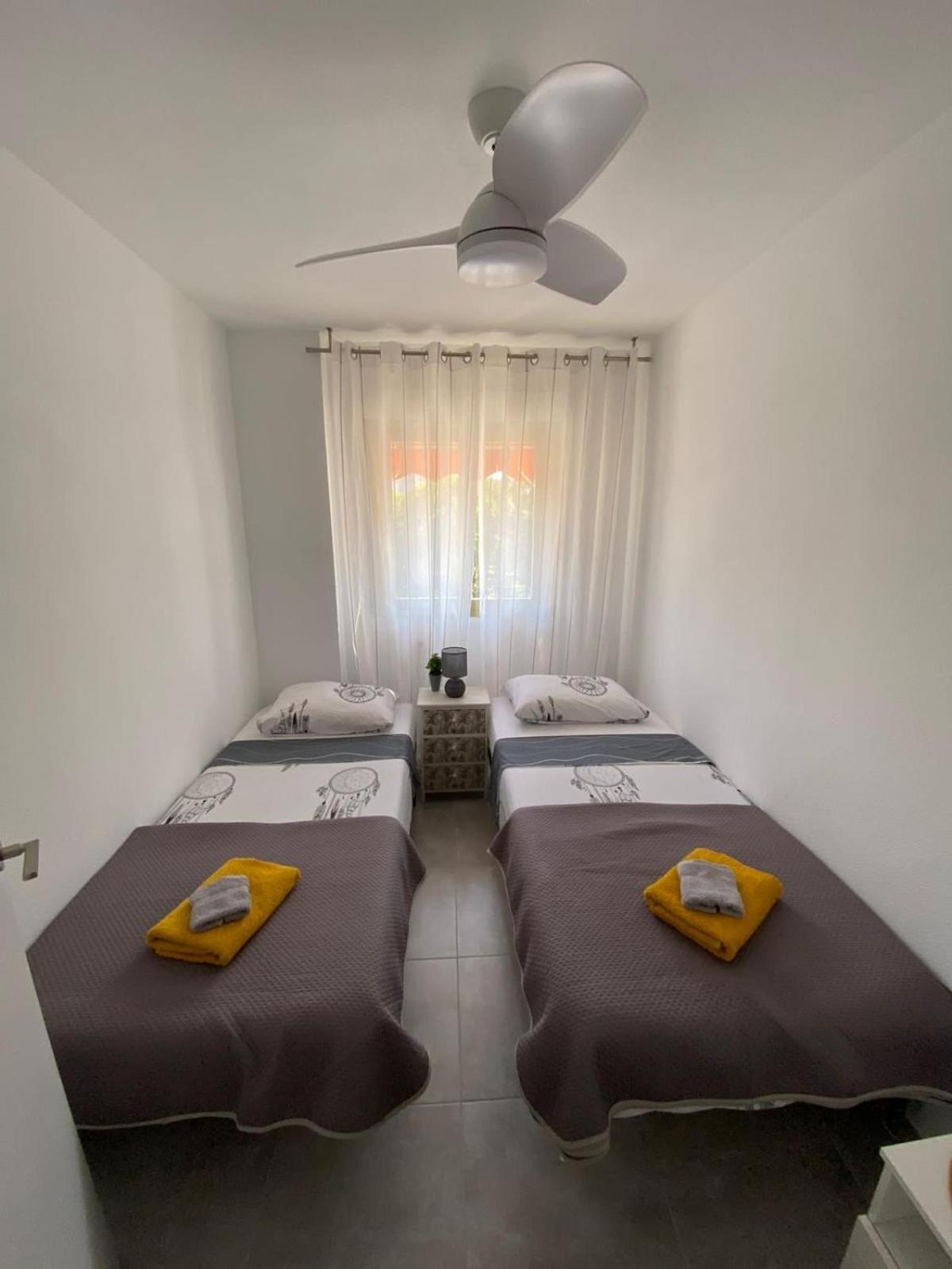 Apartamento Paradise Solo Familias Gandía Eksteriør billede